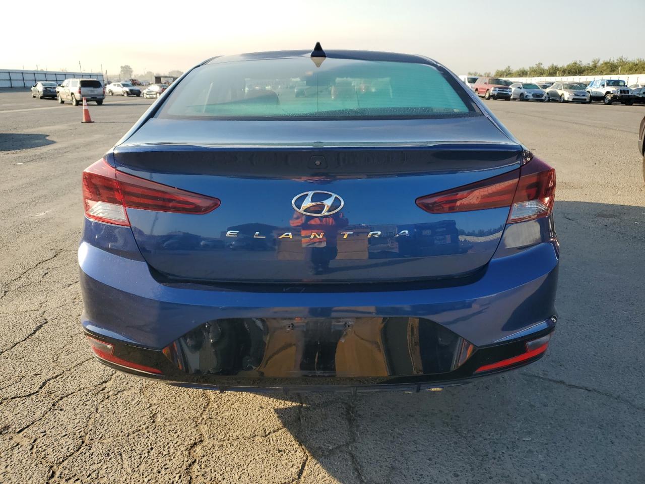 2019 Hyundai Elantra VIN 5NPD84LF9KH408701 Copart auction photo, front end / side damage thumbnail 6