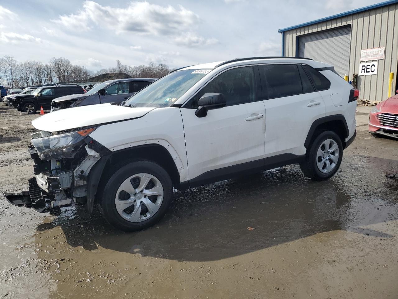 2019 Toyota RAV 4 VIN 2T3H1RFV9KC025325