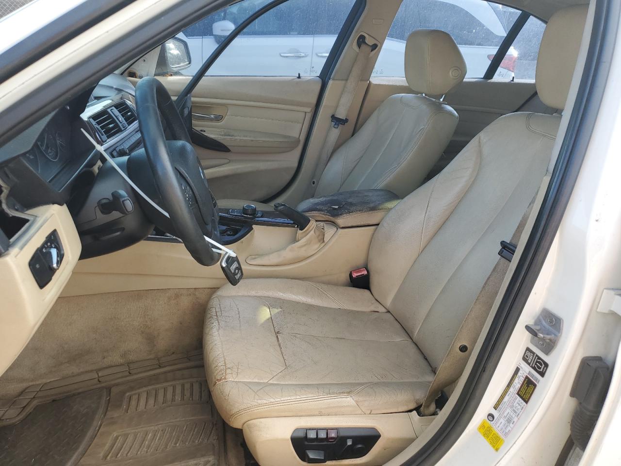 2014 BMW 3er VIN WBA3B1C56EP680650 Copart auction photo, side damage thumbnail 7