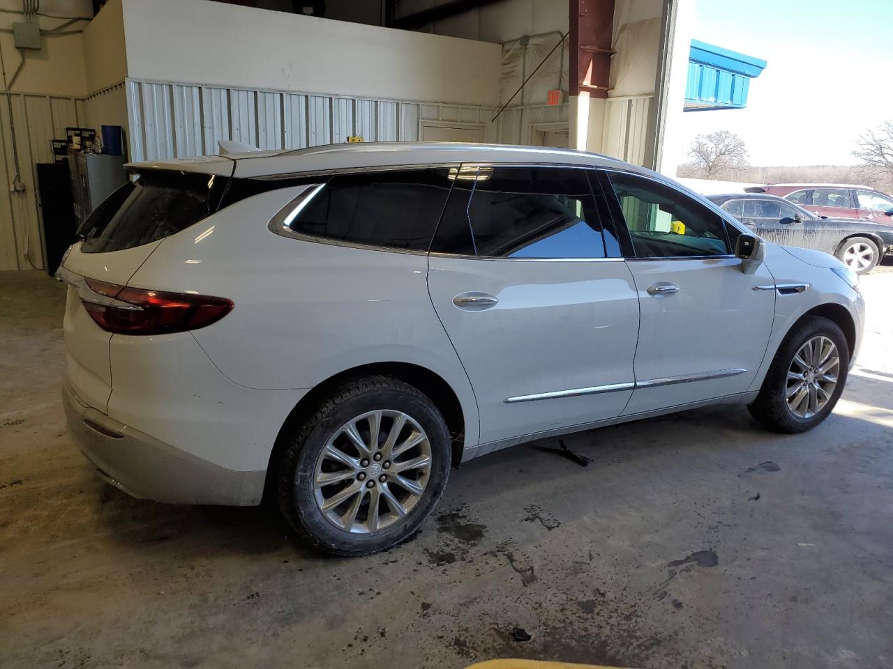 2020 Buick Enclave VIN 5GAERBKW6LJ263263 Copart auction photo, all over damage thumbnail 3