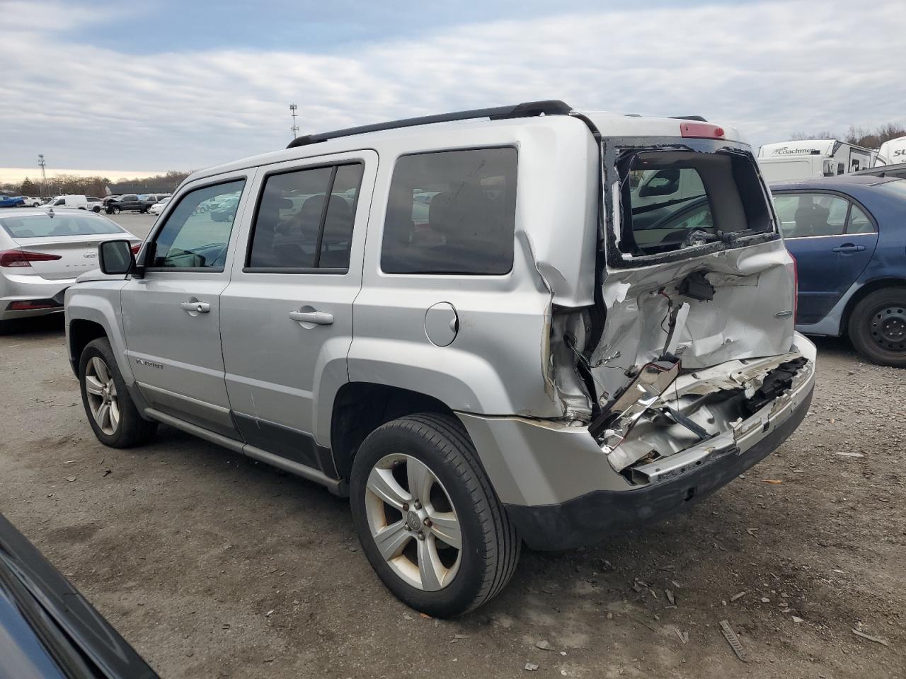 2011 Jeep Liberty (Patriot) VIN 1J4NF1GBXBD101229 Copart auction photo, rear end damage thumbnail 2