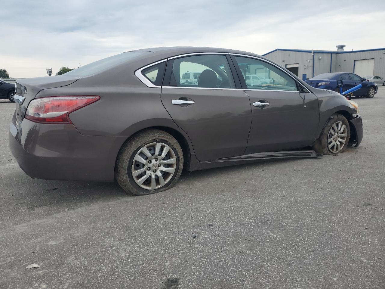 2013 Nissan Altima VIN 1N4AL3AP1DC290378 Copart auction photo, all over damage thumbnail 3