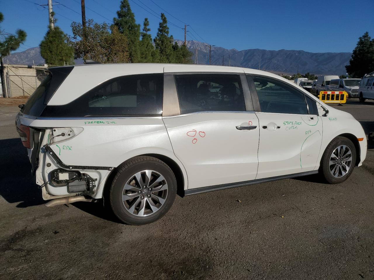 2021 Honda Odyssey VIN 5FNRL6H7XMB015275 Copart auction photo, rear end damage thumbnail 3