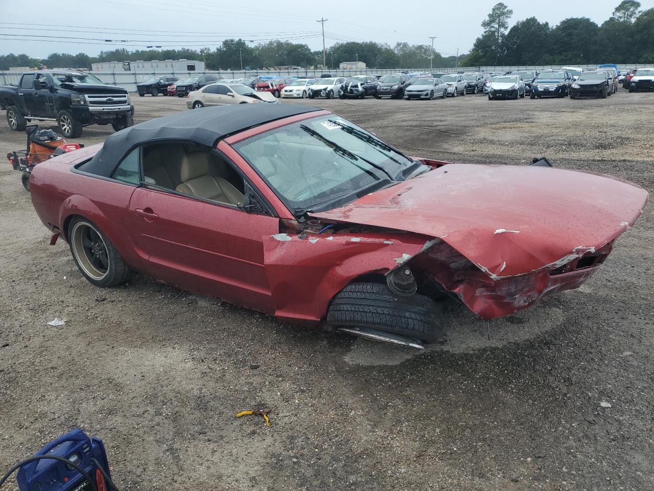 2005 Ford Mustang VIN 1ZVFT84NX55199880 Copart auction photo, all over damage thumbnail 4