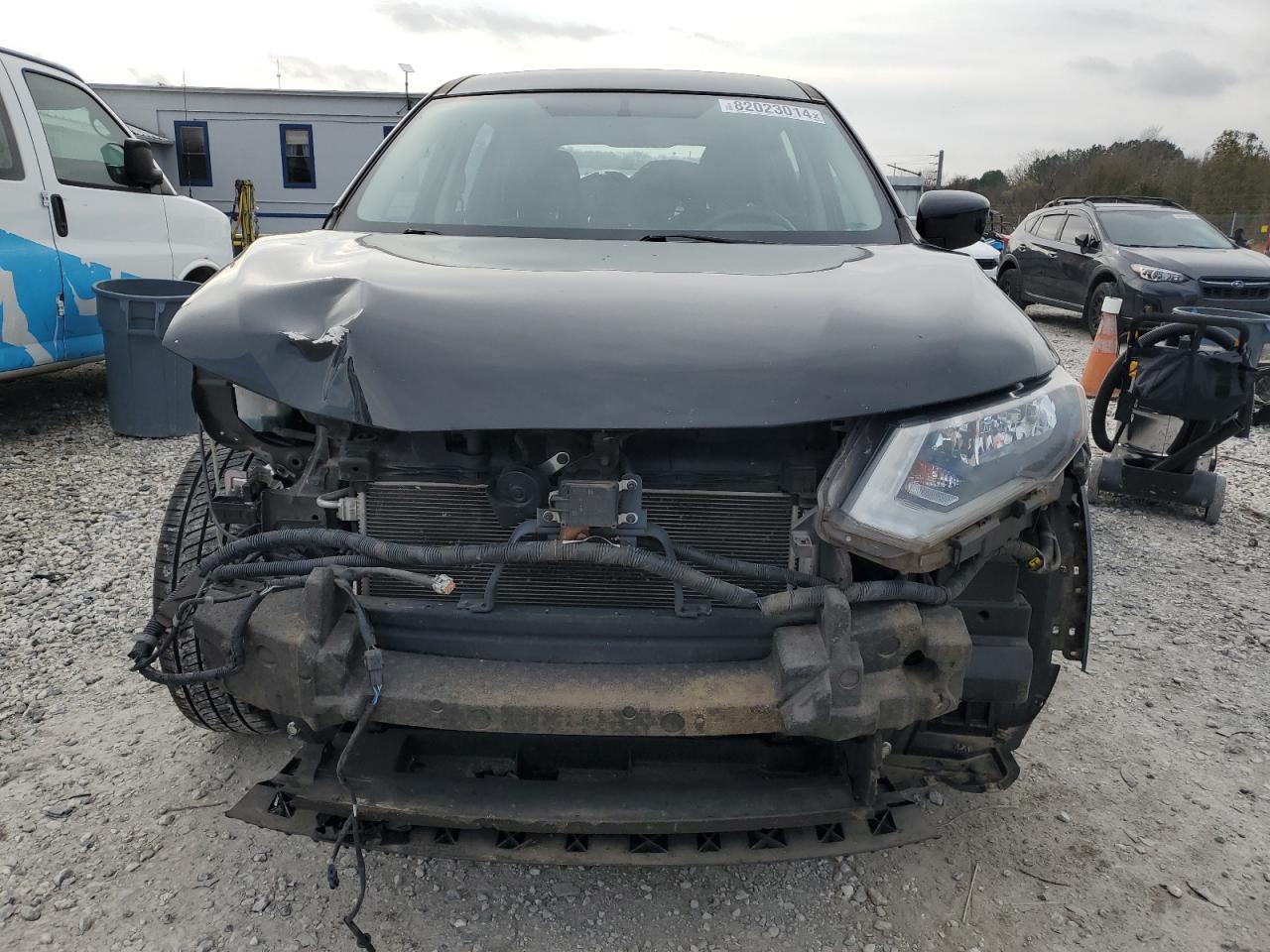 2017 Nissan Rogue VIN KNMAT2MT2HP614059 Copart auction photo, front end / side damage thumbnail 5