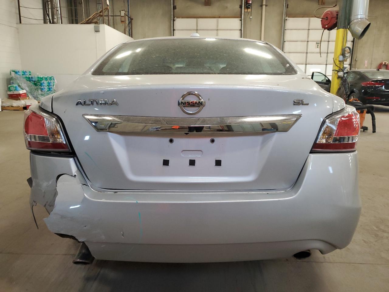 2015 Nissan Altima VIN 1N4AL3AP7FN896615 Copart auction photo, rear end damage thumbnail 6