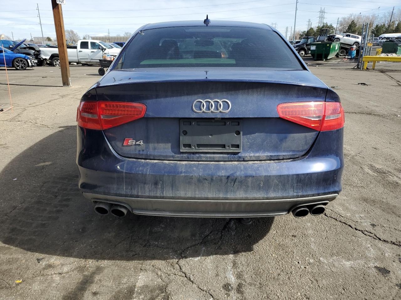 2013 Audi RS4 VIN WAUBGAFL4DA175859 Copart auction photo, side damage thumbnail 6