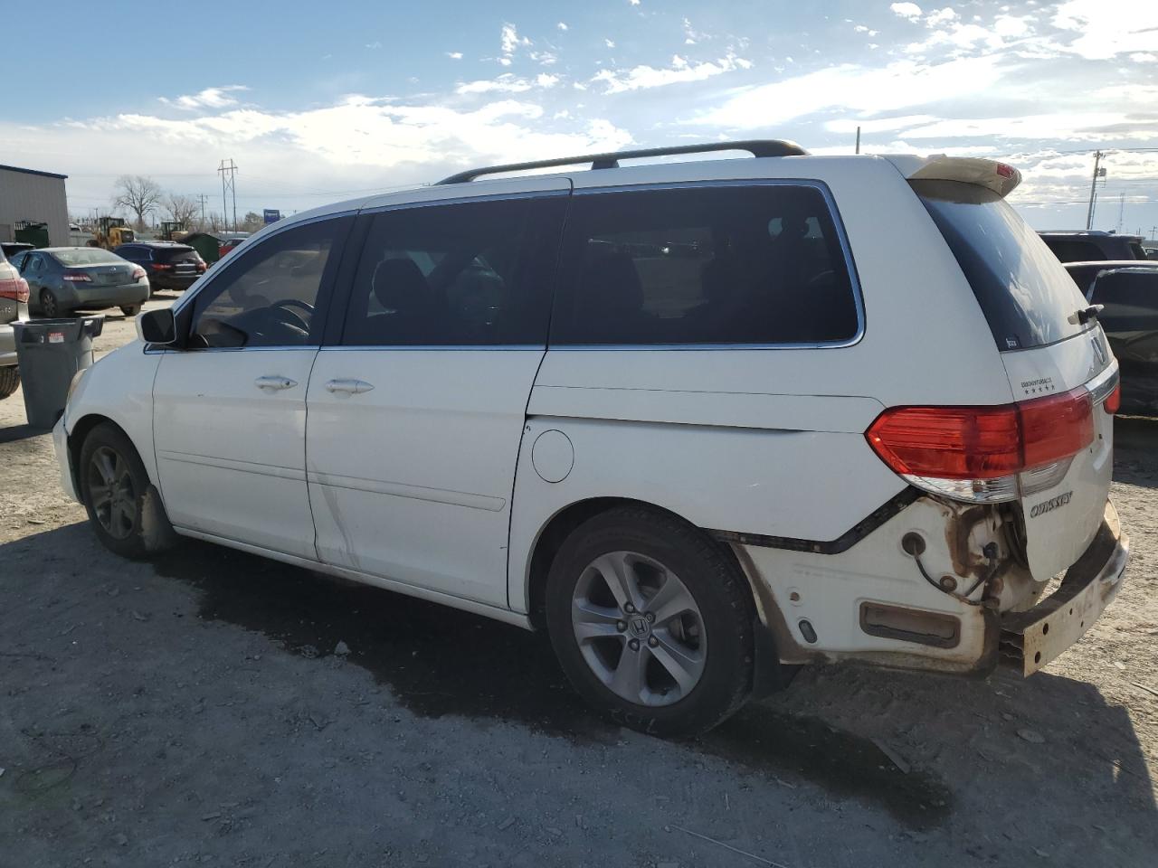 2010 Honda Odyssey VIN 5FNRL3H96AB005385 Copart auction photo, rear end / minor dent/scratches damage thumbnail 2