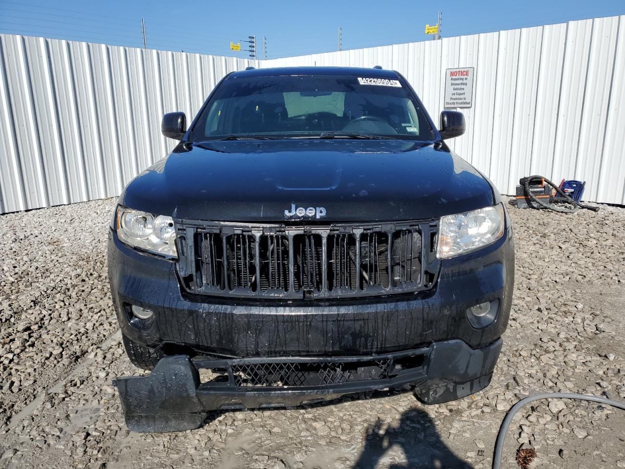 2011 Jeep Grand Cherokee VIN 1J4RR4GG2BC581293 Copart auction photo, front end / rear end damage thumbnail 5