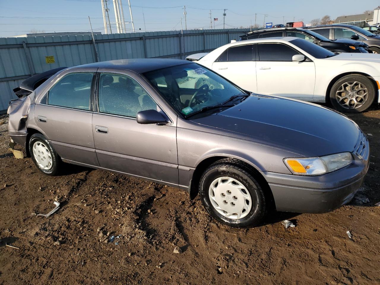 1998 Toyota Camry VIN 4T1BG22K0WU260412 Copart auction photo, rear end / side damage thumbnail 4