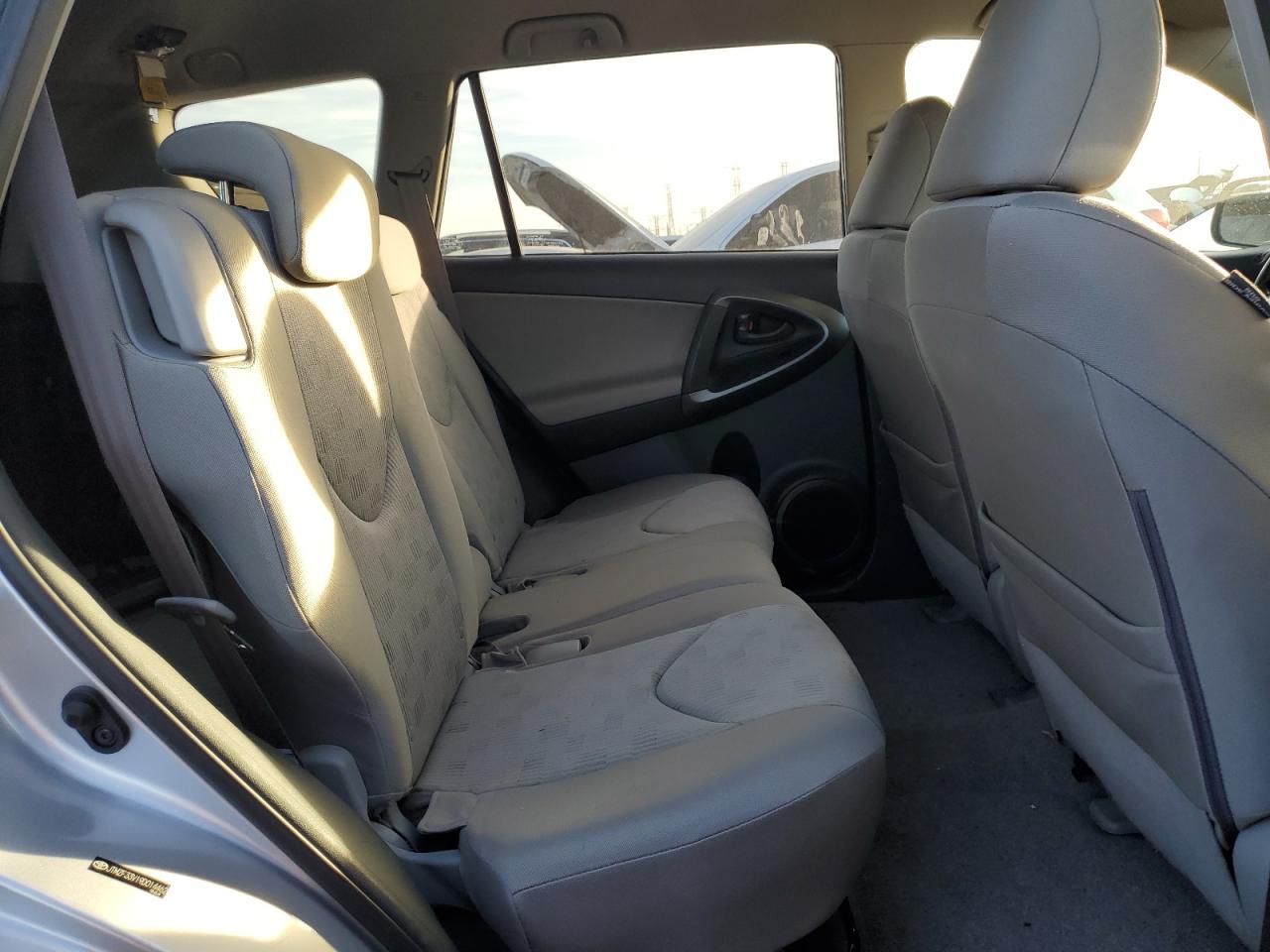 2009 Toyota RAV 4 VIN JTMZF33V19D014462 Copart auction photo, front end / mechanical damage thumbnail 10