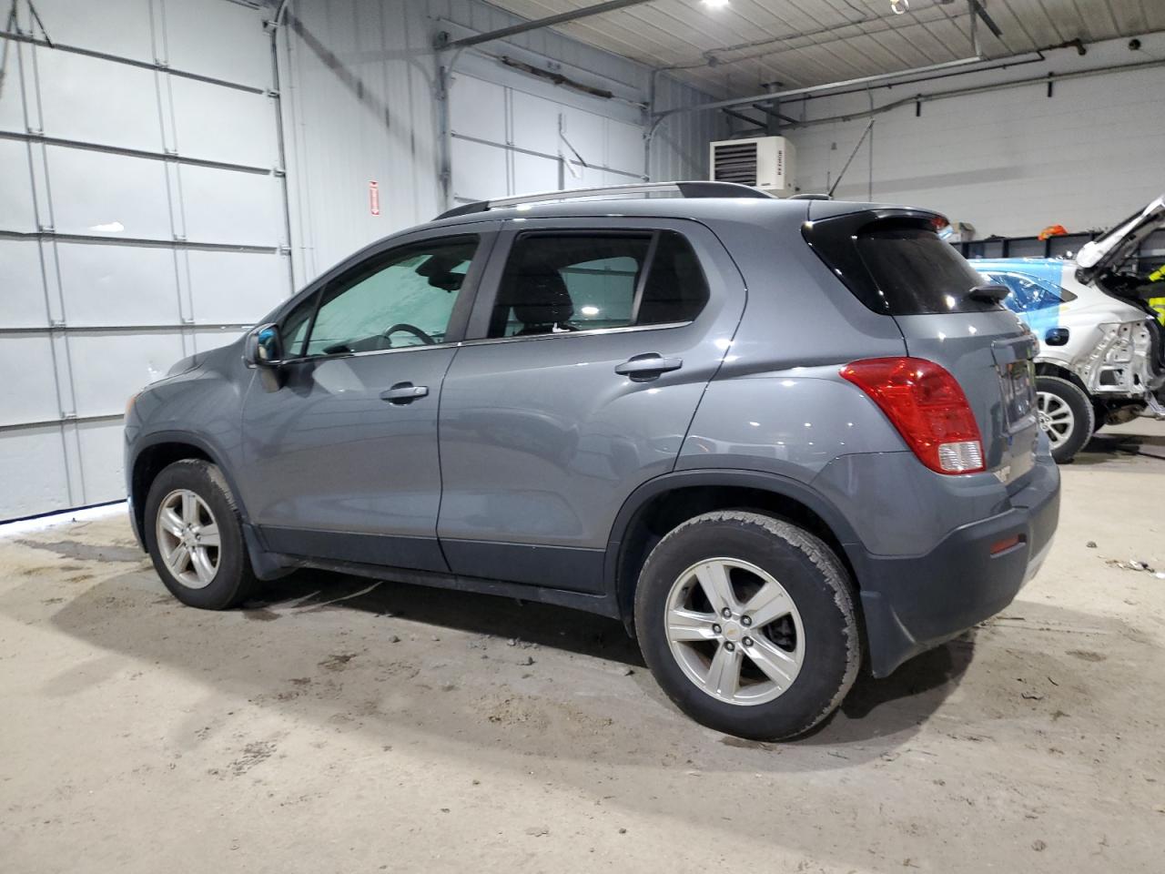 2015 Chevrolet Trax VIN KL7CJRSB8FB088562 Copart auction photo, front end / minor dent/scratches damage thumbnail 2