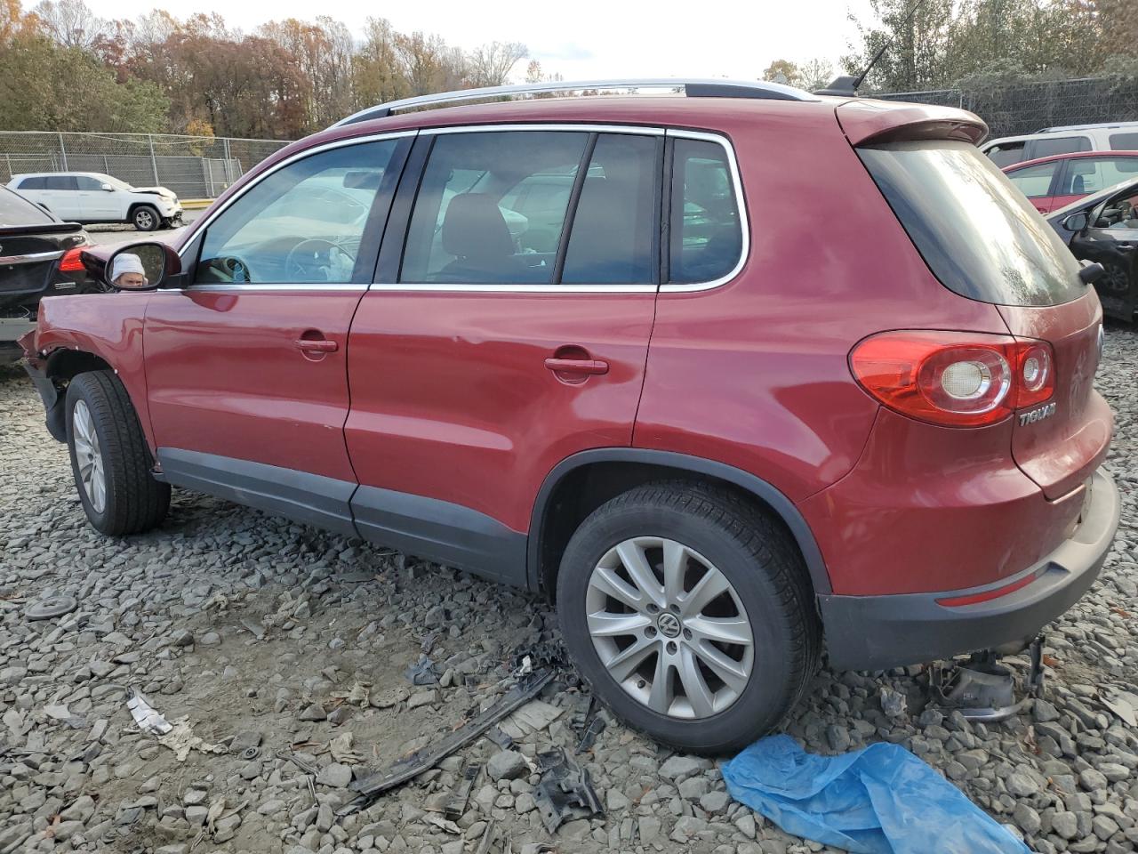 2009 Volkswagen Tiguan VIN WVGAV75N39W521769 Copart auction photo, front end / mechanical damage thumbnail 2