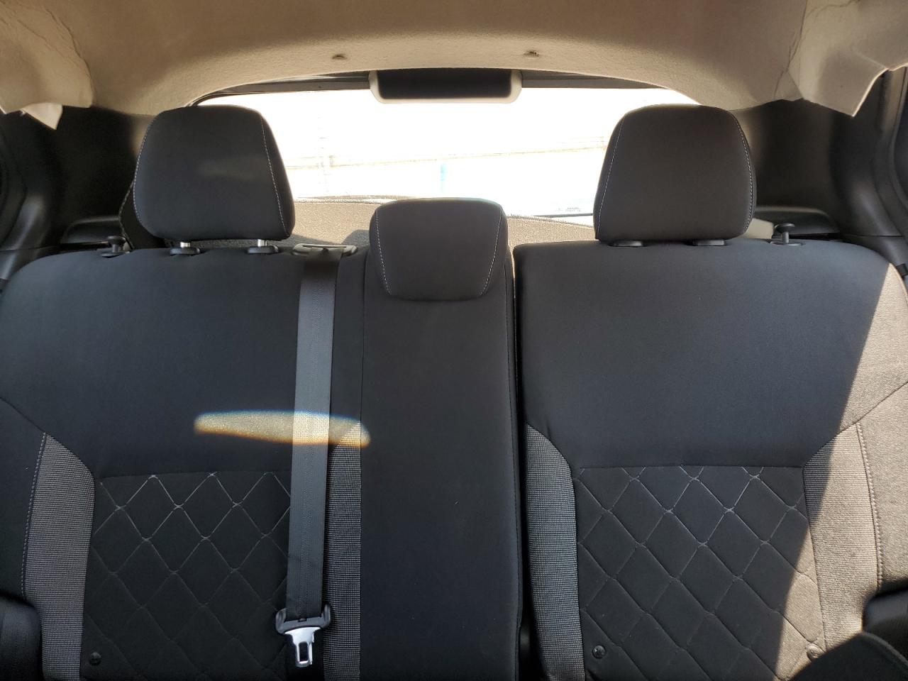 2018 Nissan Kicks VIN 3N1CP5CU9JL531533 Copart auction photo, all over damage thumbnail 10