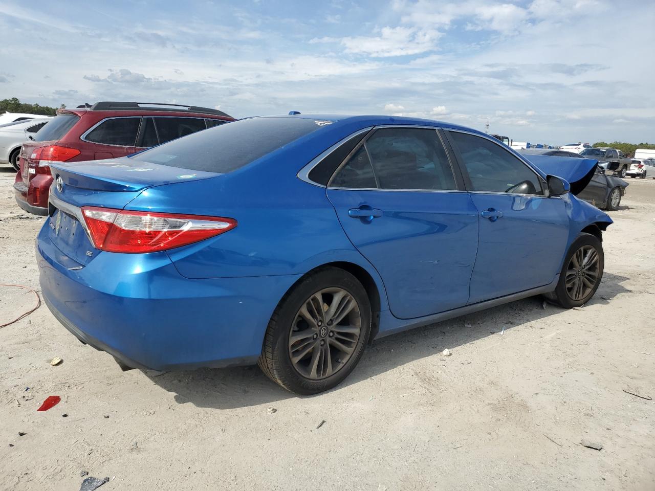 2017 Toyota Camry VIN 4T1BF1FK0HU649593 Copart auction photo, front end damage thumbnail 3