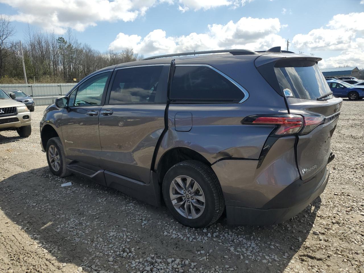2022 Toyota Sienna VIN 5TDJRKEC5NS076312 Copart auction photo, rear end / side damage thumbnail 2