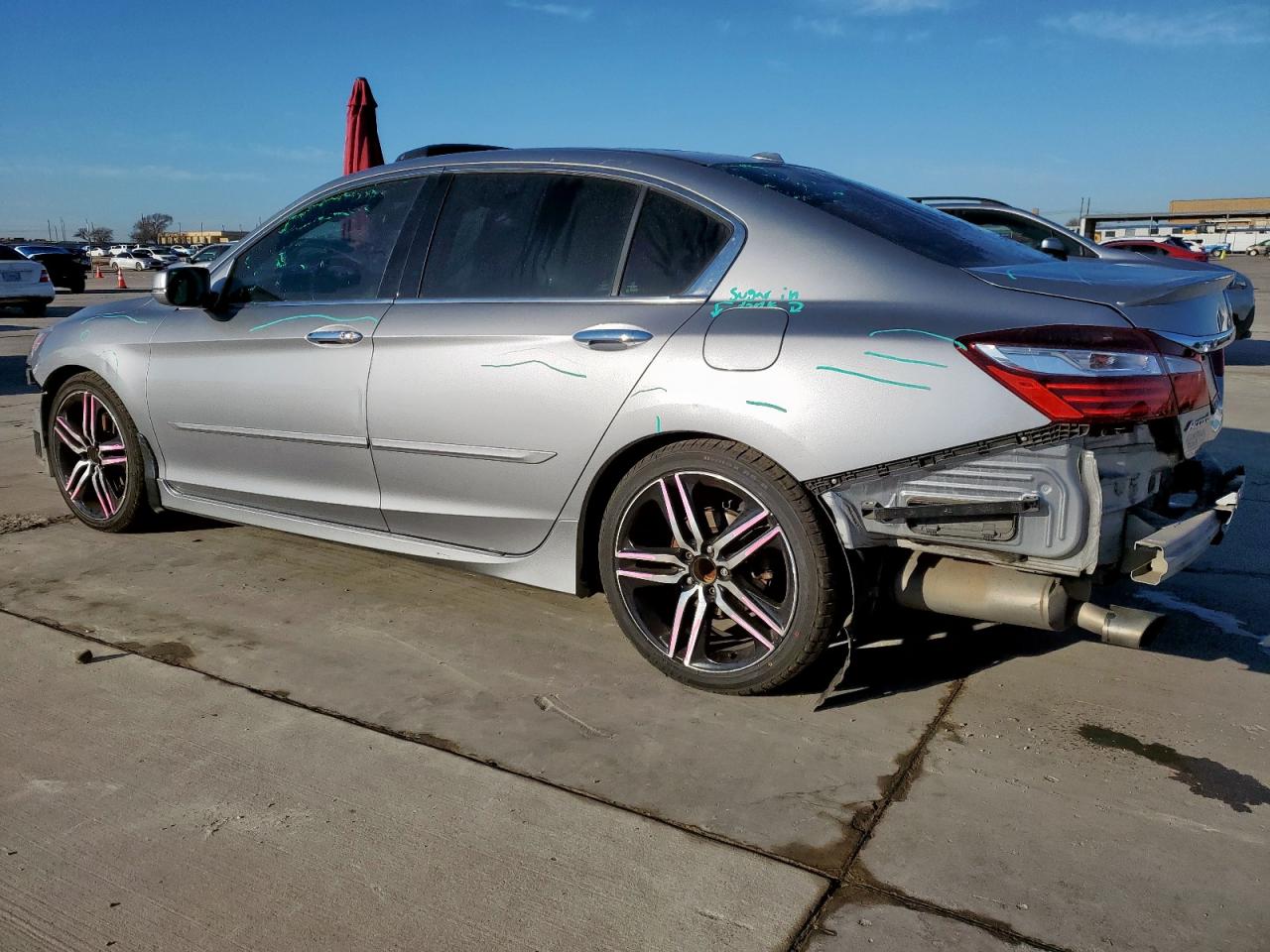 2017 Honda Accord VIN 1HGCR3F9XHA025442 Copart auction photo, vandalism / rear end damage thumbnail 2