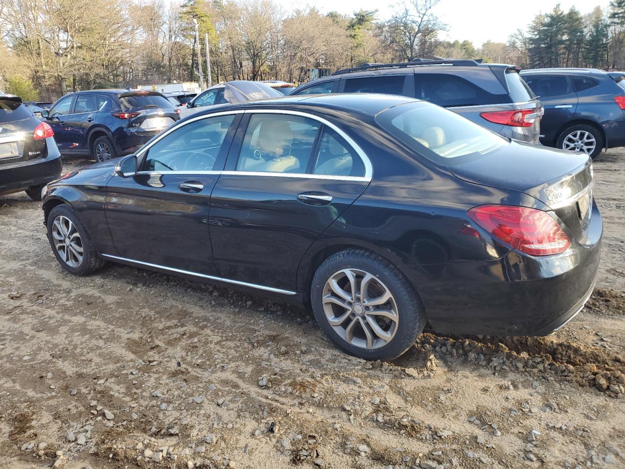 2015 Mercedes-Benz C-klasse VIN 55SWF4KB4FU083729 Copart auction photo, front end damage thumbnail 2
