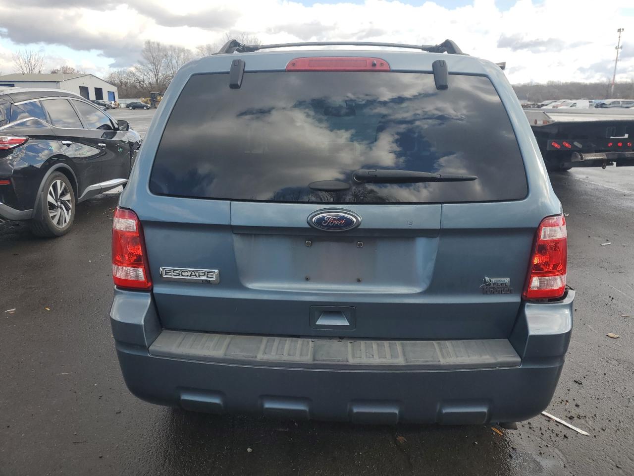 2011 Ford Escape VIN 1FMCU9DG8BKC59089 Copart auction photo, side damage thumbnail 6