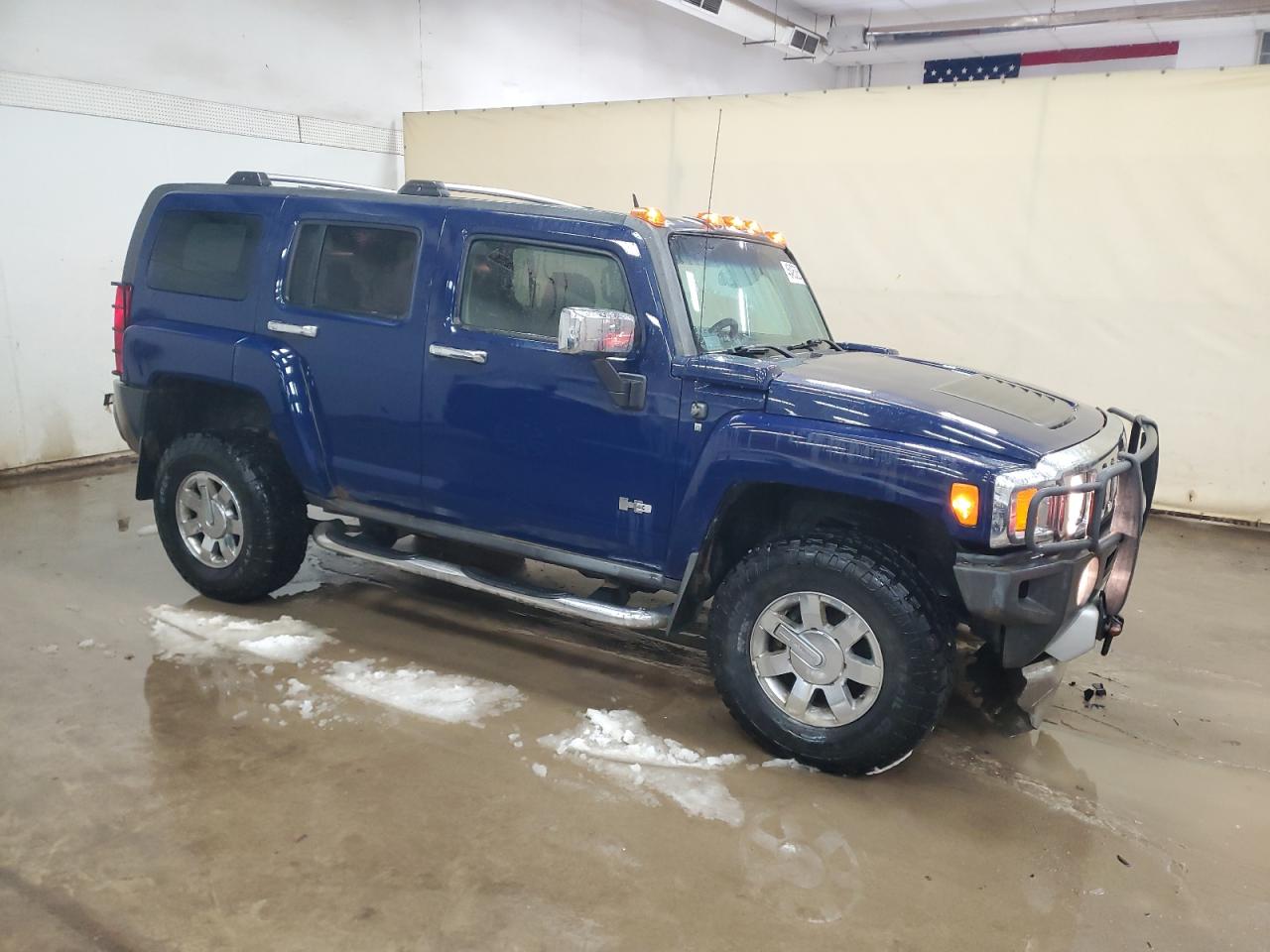 2009 Hummer H3 VIN 5GTEN13E898117093 Copart auction photo, undercarriage damage thumbnail 4