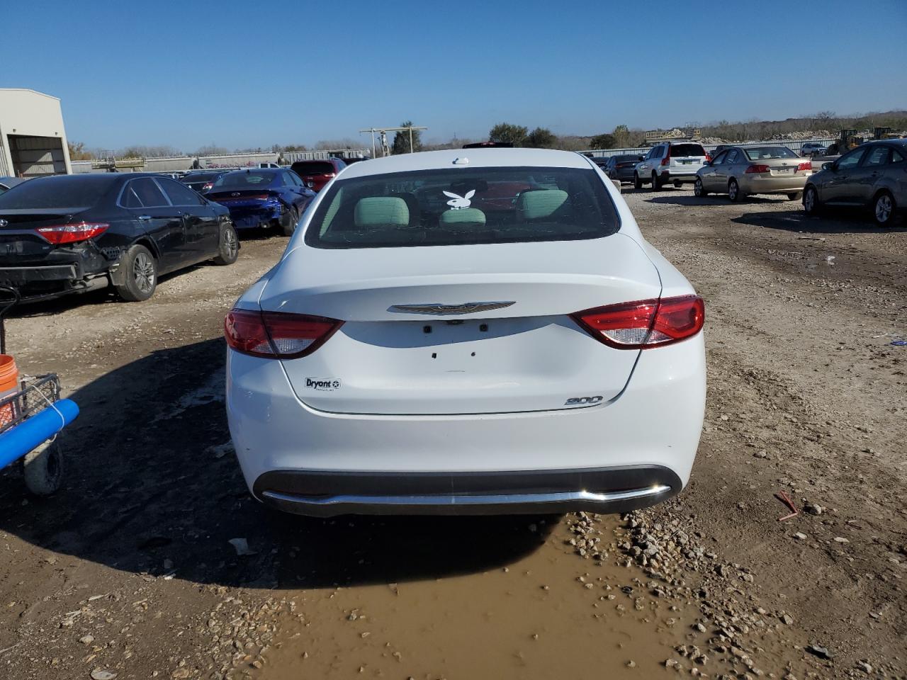 2015 Chrysler 200 VIN 1C3CCCAB7FN528673 Copart auction photo, side damage thumbnail 6