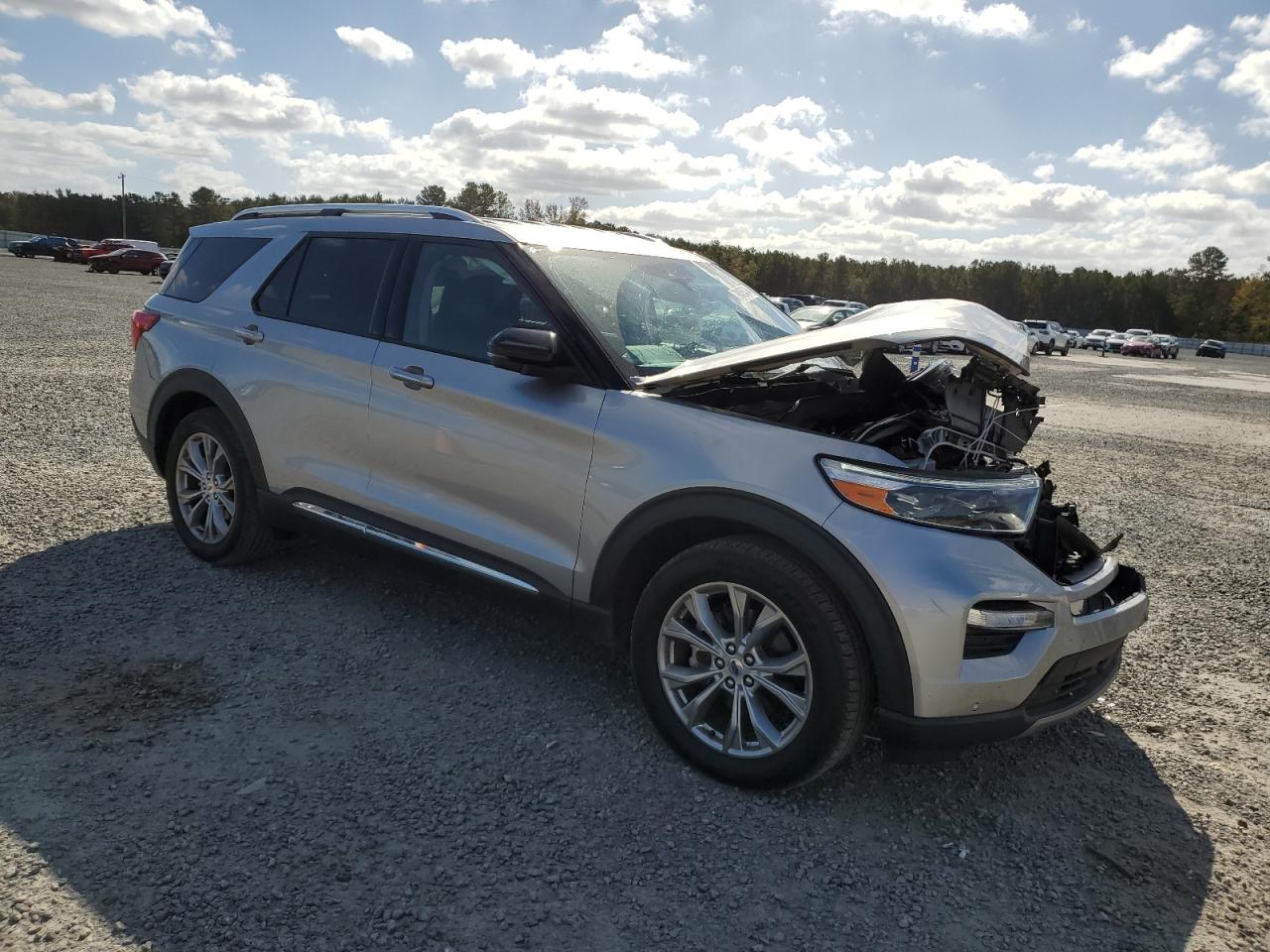 2022 Ford Explorer VIN 1FMSK7FH3NGA63869 Copart auction photo, front end / mechanical damage thumbnail 4
