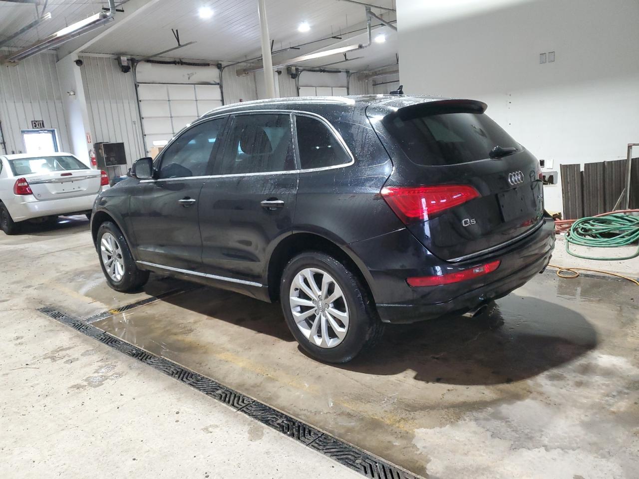 2016 Audi Q5 VIN WA1C2AFP1GA124360 Copart auction photo, front end damage thumbnail 2