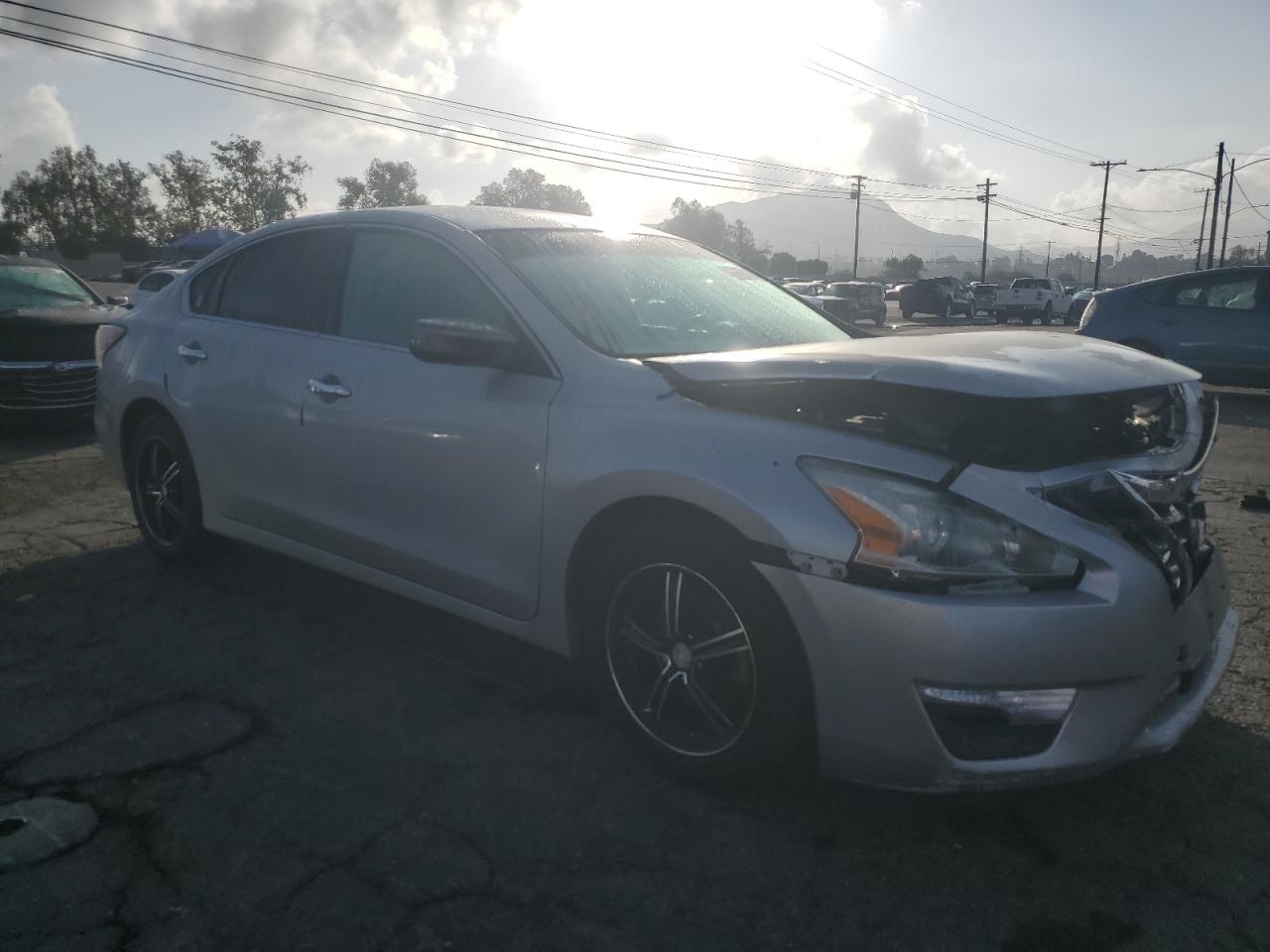 2015 Nissan Altima VIN 1N4AL3AP7FN888174 Copart auction photo, front end damage thumbnail 4