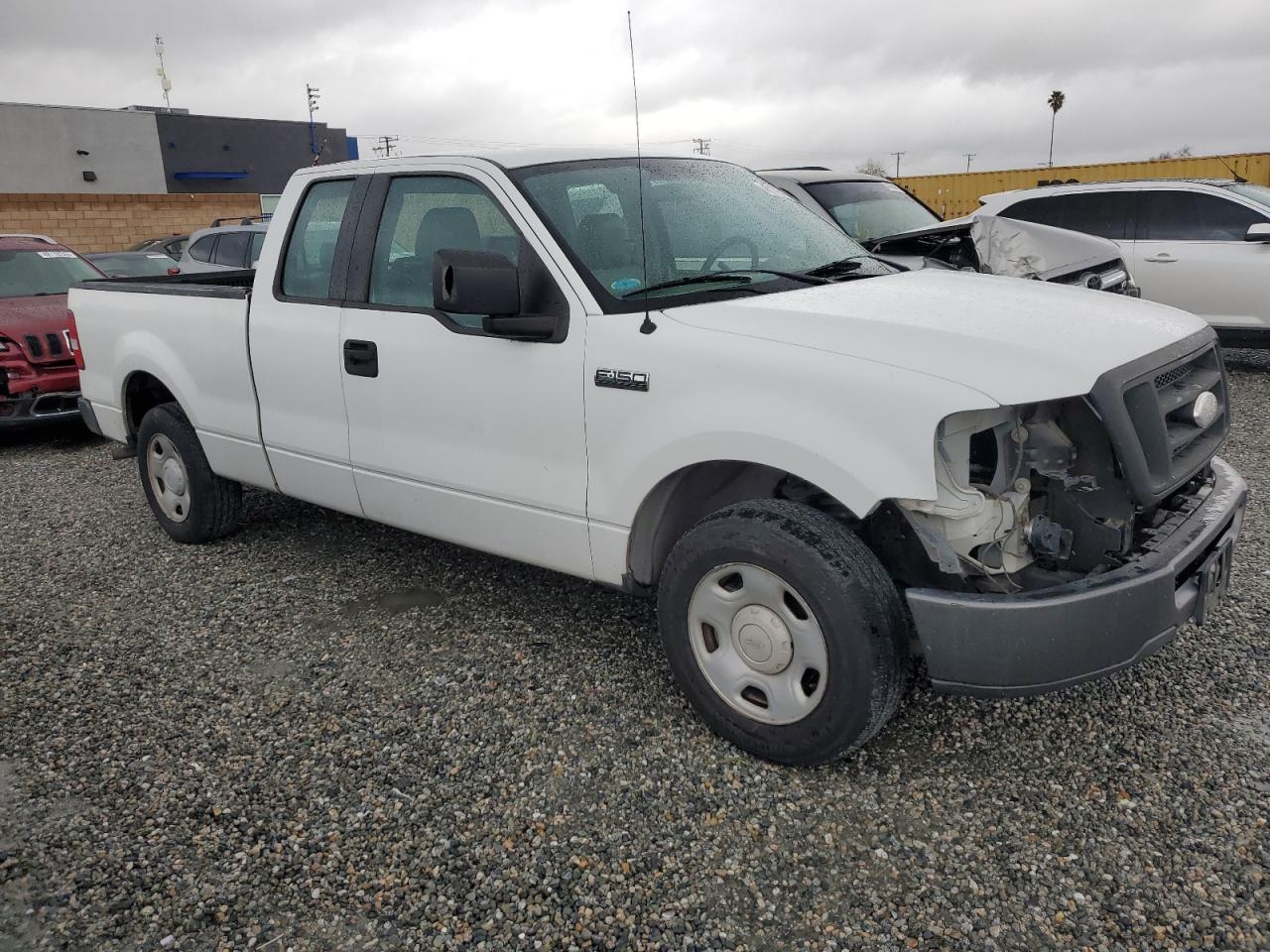 2007 Ford F-150 VIN 1FTRX12W27FA15911 Copart auction photo, front end / side damage thumbnail 4