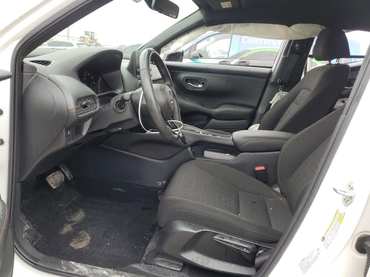 2024 Honda HR-V VIN 3CZRZ2H55RM743444 Copart auction photo, side / minor dent/scratches damage thumbnail 7
