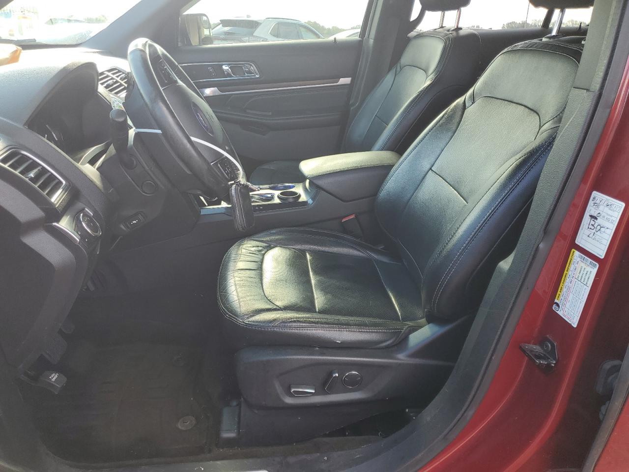 2017 Ford Explorer VIN 1FM5K7F81HGC14970 Copart auction photo, front end / side damage thumbnail 7