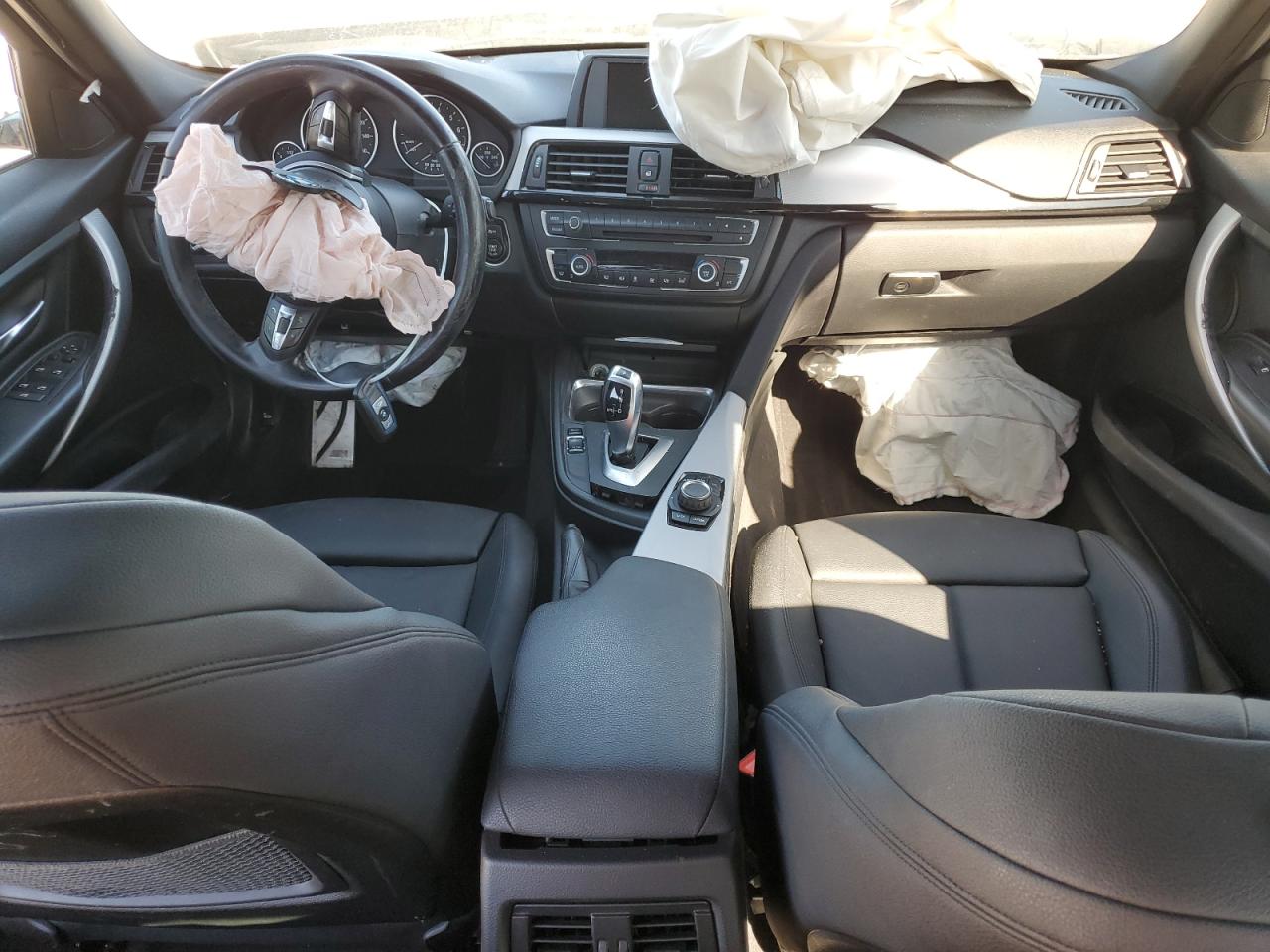 2014 BMW 3er VIN WBA3A5C50EP600835 Copart auction photo, front end / side damage thumbnail 8