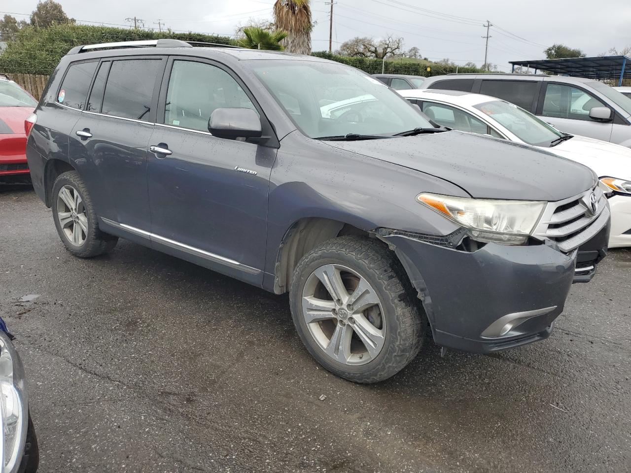 2013 Toyota Highlander VIN 5TDDK3EH4DS185233 Copart auction photo, front end damage thumbnail 4