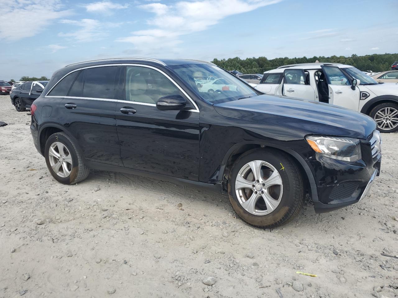 2017 Mercedes-Benz GLC VIN WDC0G4JB9HF155619 Copart auction photo, all over damage thumbnail 4