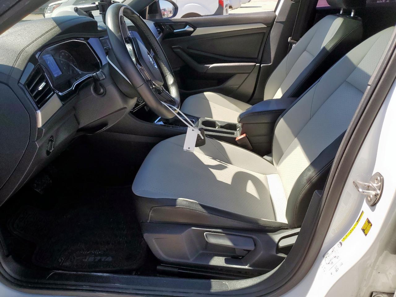 2019 Volkswagen Jetta VIN 3VWC57BUXKM087443 Copart auction photo, hail damage thumbnail 7