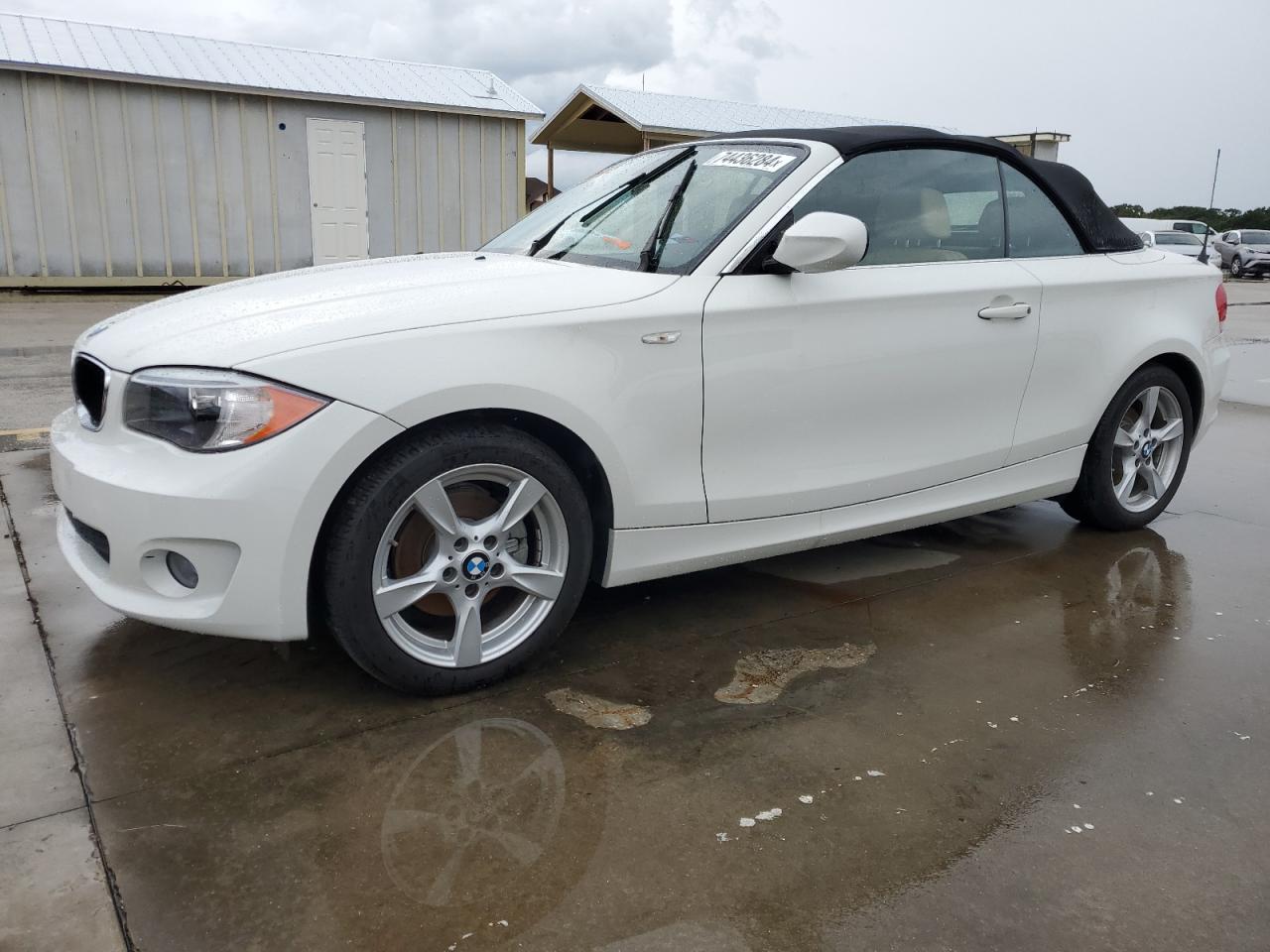 2013 BMW 1er VIN WBAUL7C5XDVU10125