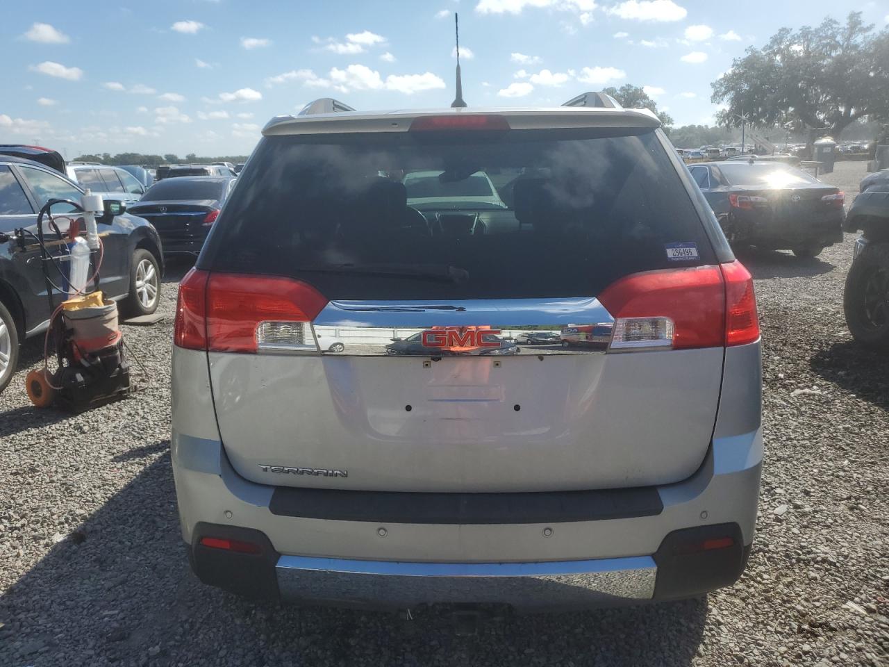 2012 GMC Terrain VIN 2GKALWEK6C6136948 Copart auction photo, water/flood damage thumbnail 6