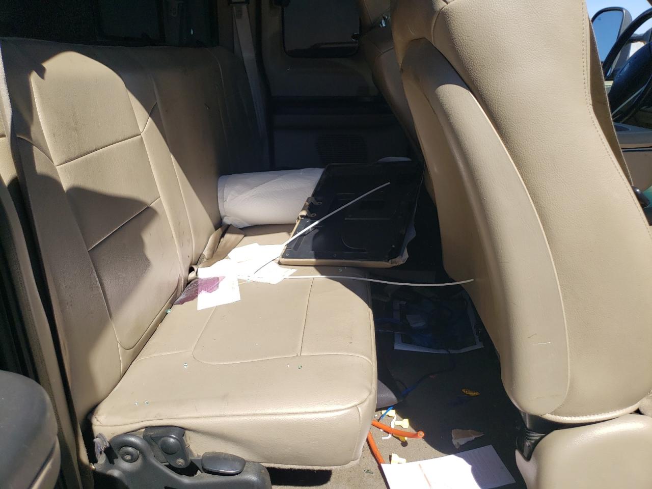 2006 Ford F250 VIN 1FTSX21P06EB60130 Copart auction photo, vandalism damage thumbnail 10