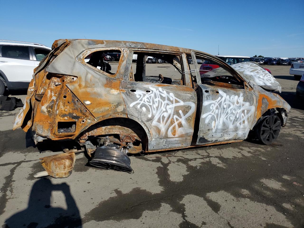 2020 Honda CR-V VIN 5J6RW1H55LA015145 Copart auction photo, burn damage thumbnail 3