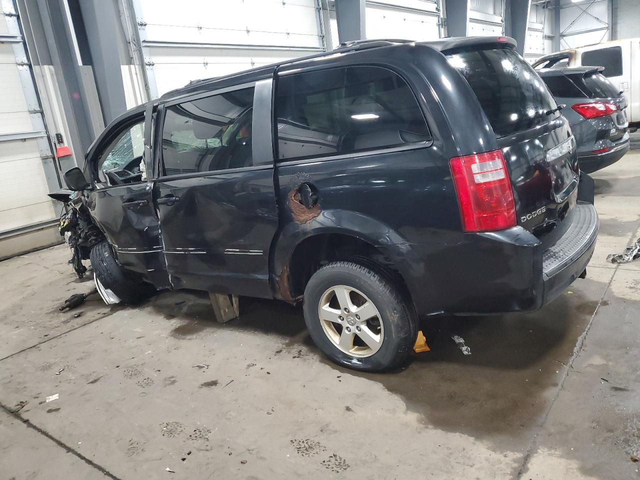 2010 Dodge Caravan VIN 2D4RN5D18AR317589 Copart auction photo, front end / side damage thumbnail 2