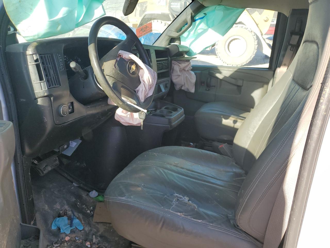 2018 Chevrolet Express VIN 1GCWGBFPXJ1273044 Copart auction photo, front end / undercarriage damage thumbnail 7