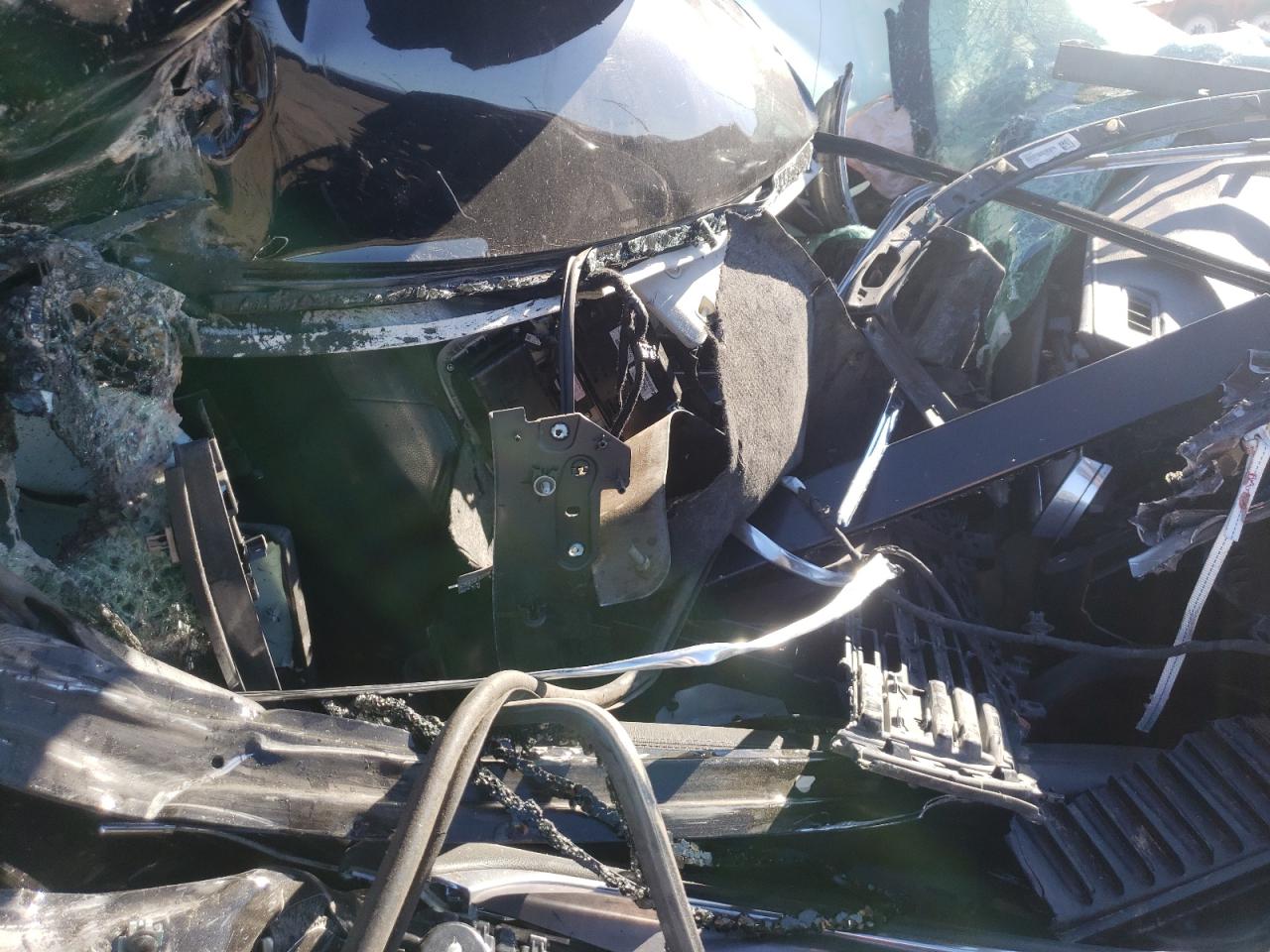 2018 Cadillac XT5 VIN 1GYKNERS1JZ225725 Copart auction photo, all over / frame damage damage thumbnail 5