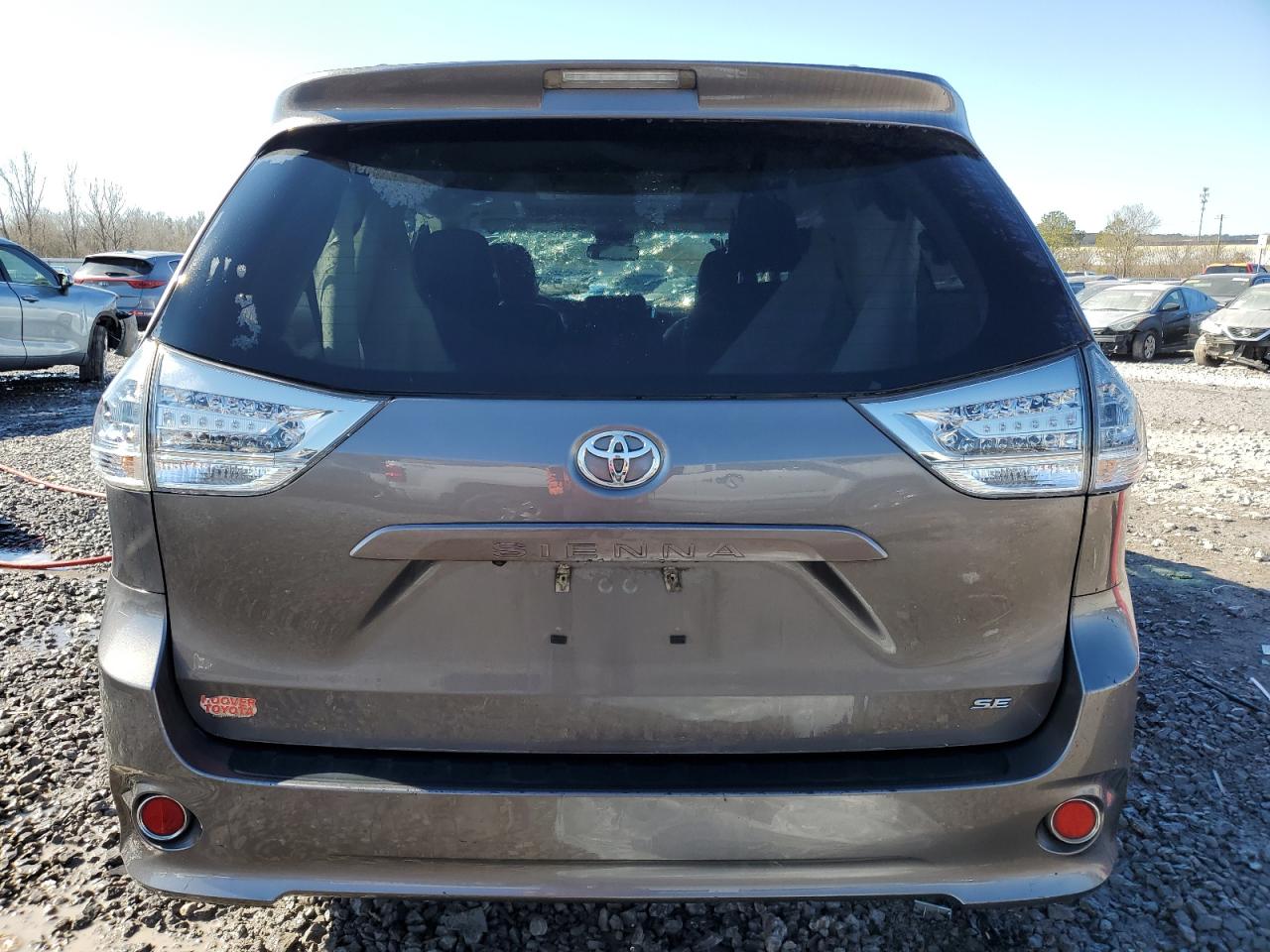 2017 Toyota Sienna VIN 5TDXZ3DC9HS840443 Copart auction photo, front end damage thumbnail 6