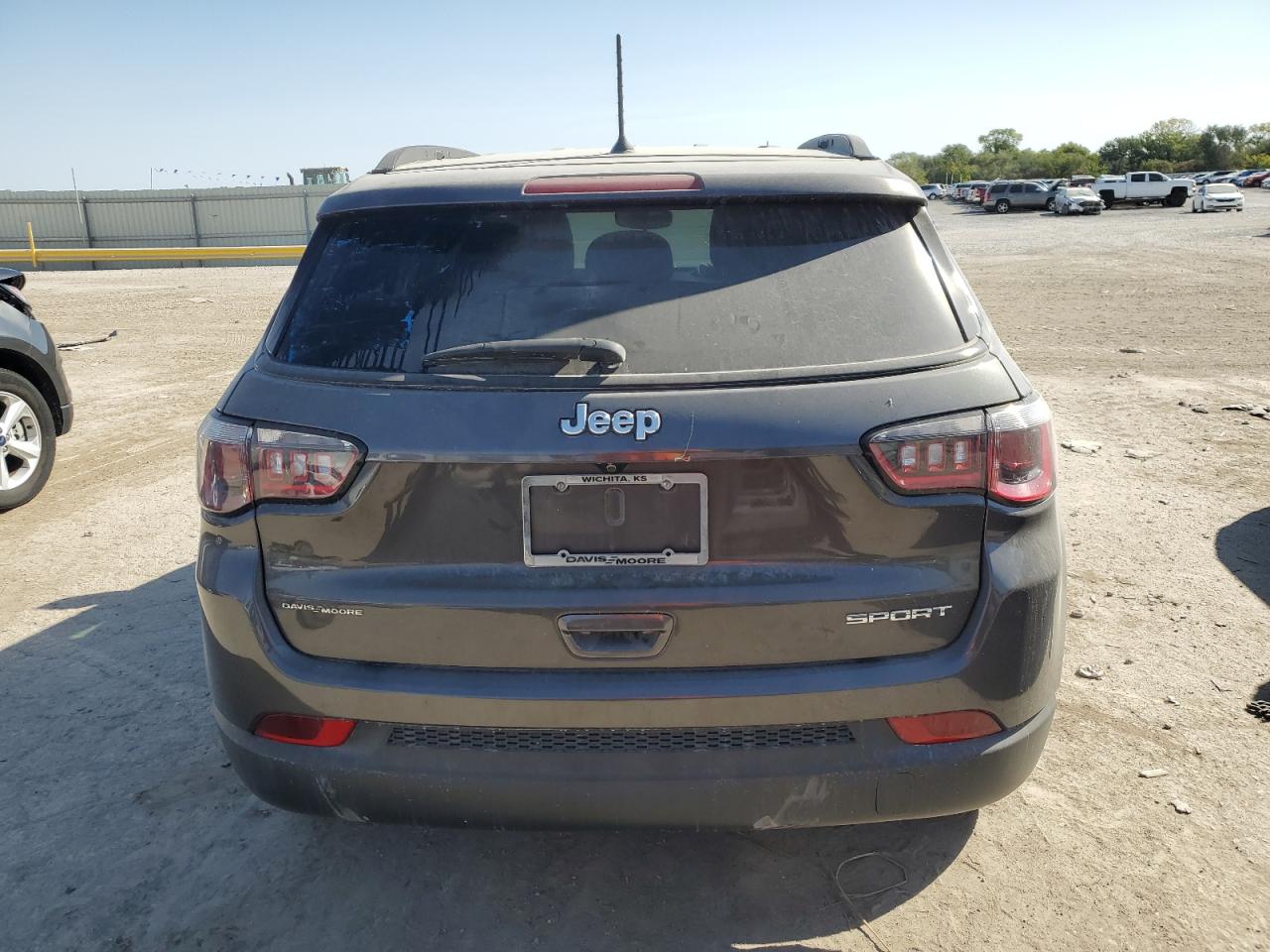2018 Jeep Compass VIN 3C4NJCAB1JT124349 Copart auction photo, front end damage thumbnail 6