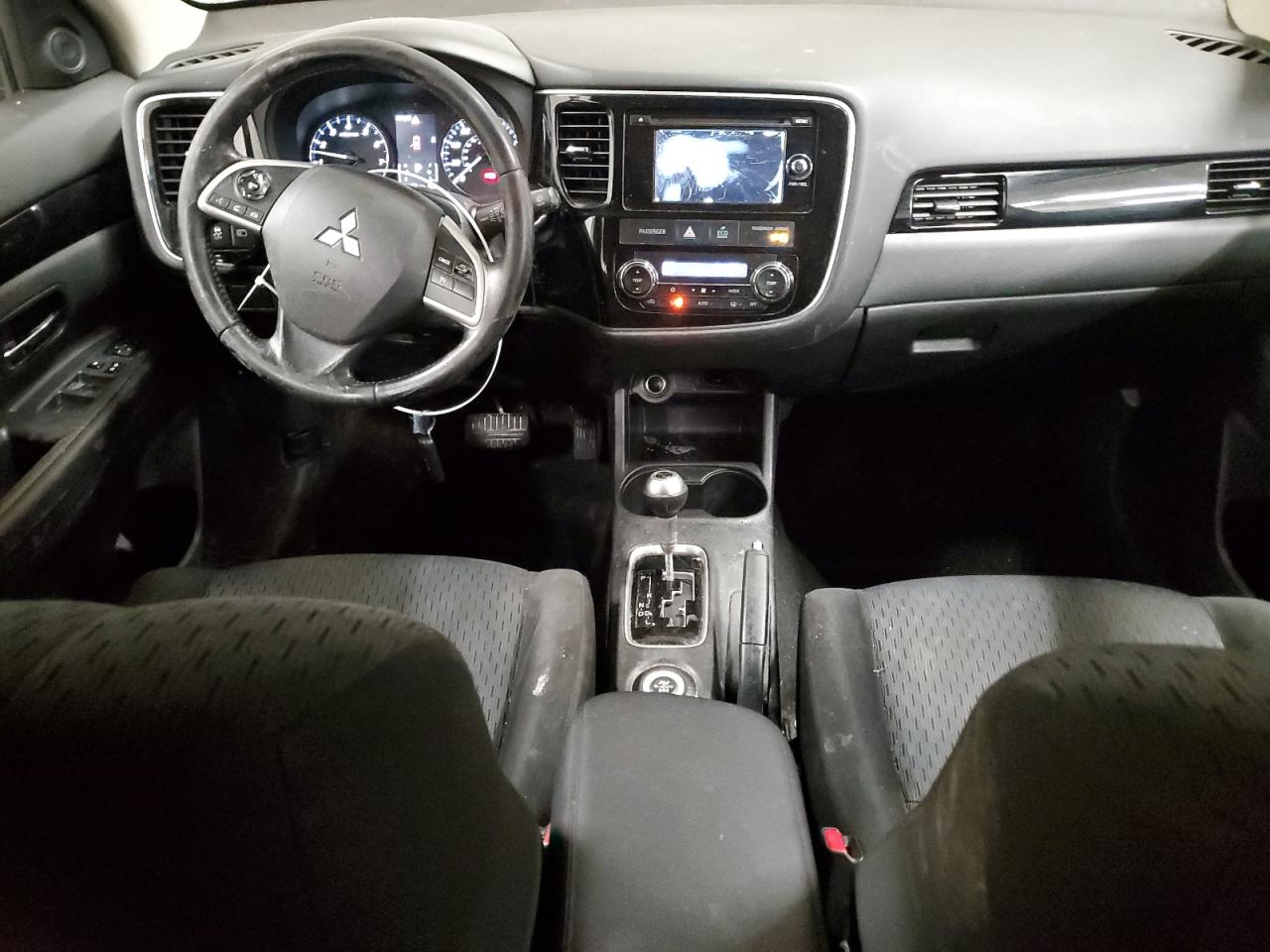2014 Mitsubishi Outlander VIN JA4AZ3A34EZ002139 Copart auction photo, minor dent/scratches damage thumbnail 8