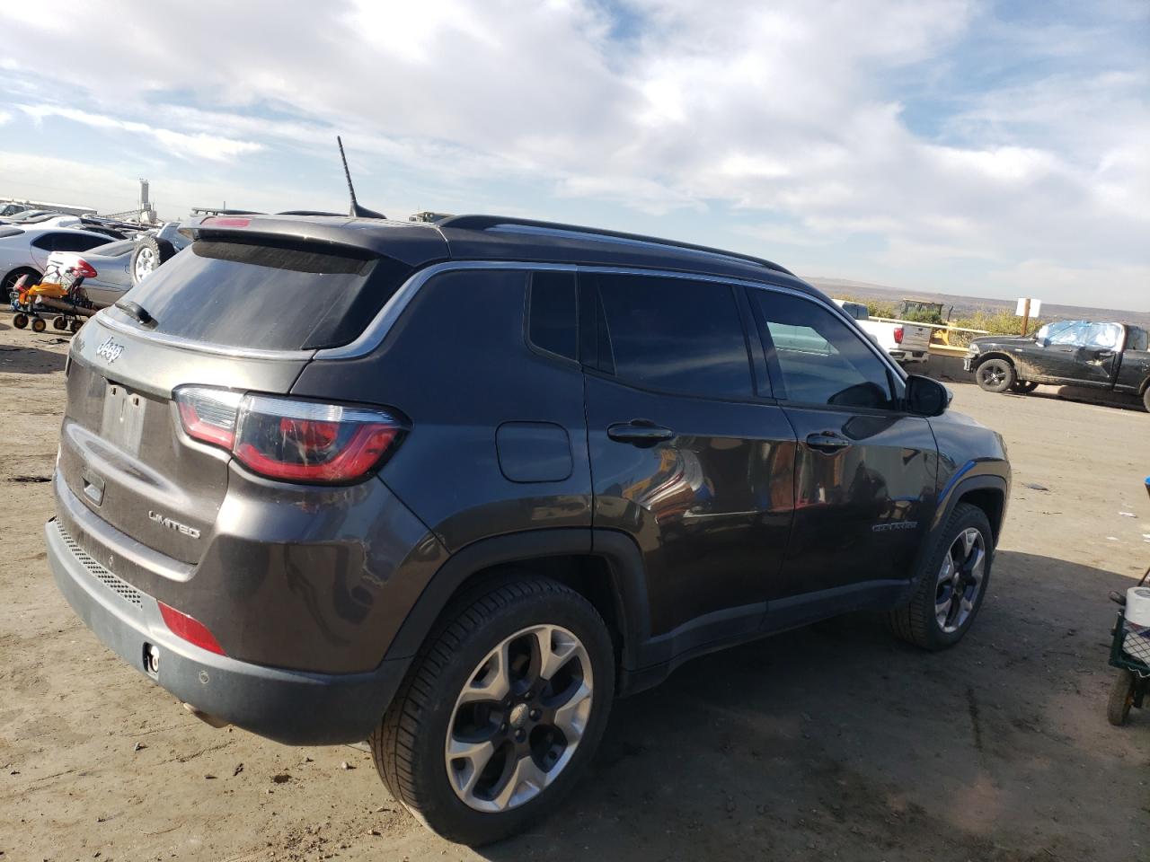 2018 Jeep Compass VIN 3C4NJCCB7JT357956 Copart auction photo, side damage thumbnail 3