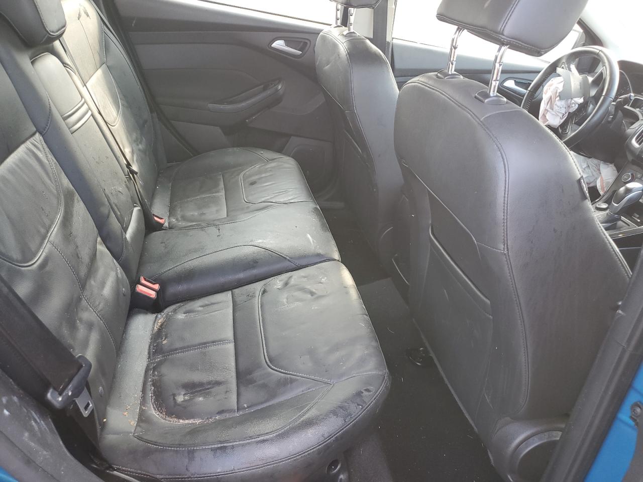 2015 Ford Focus VIN 1FADP3N25FL231353 Copart auction photo, front end / minor dent/scratches damage thumbnail 12