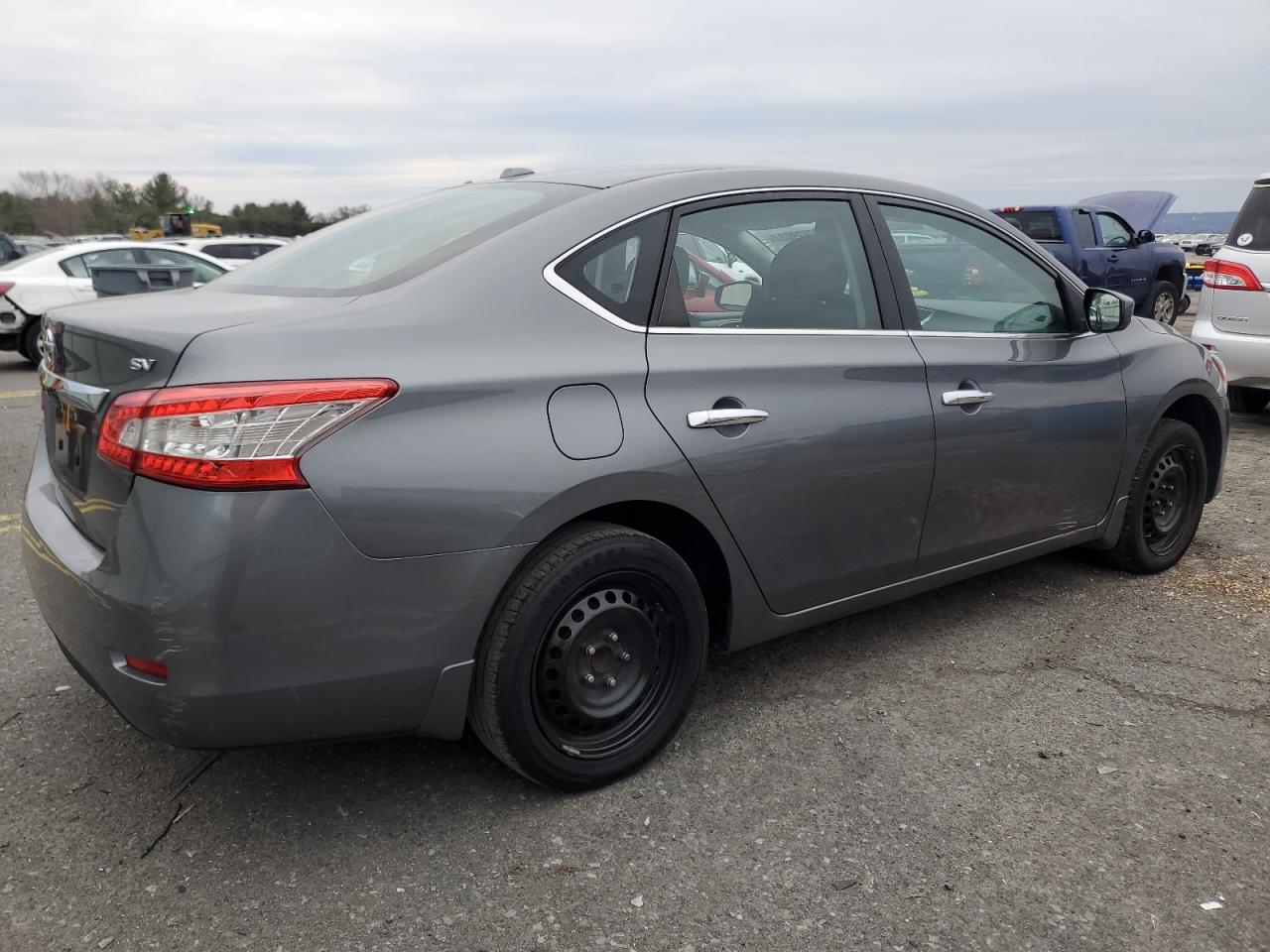 2015 Nissan Sentra VIN 3N1AB7AP6FL693738 Copart auction photo, minor dent/scratches damage thumbnail 3