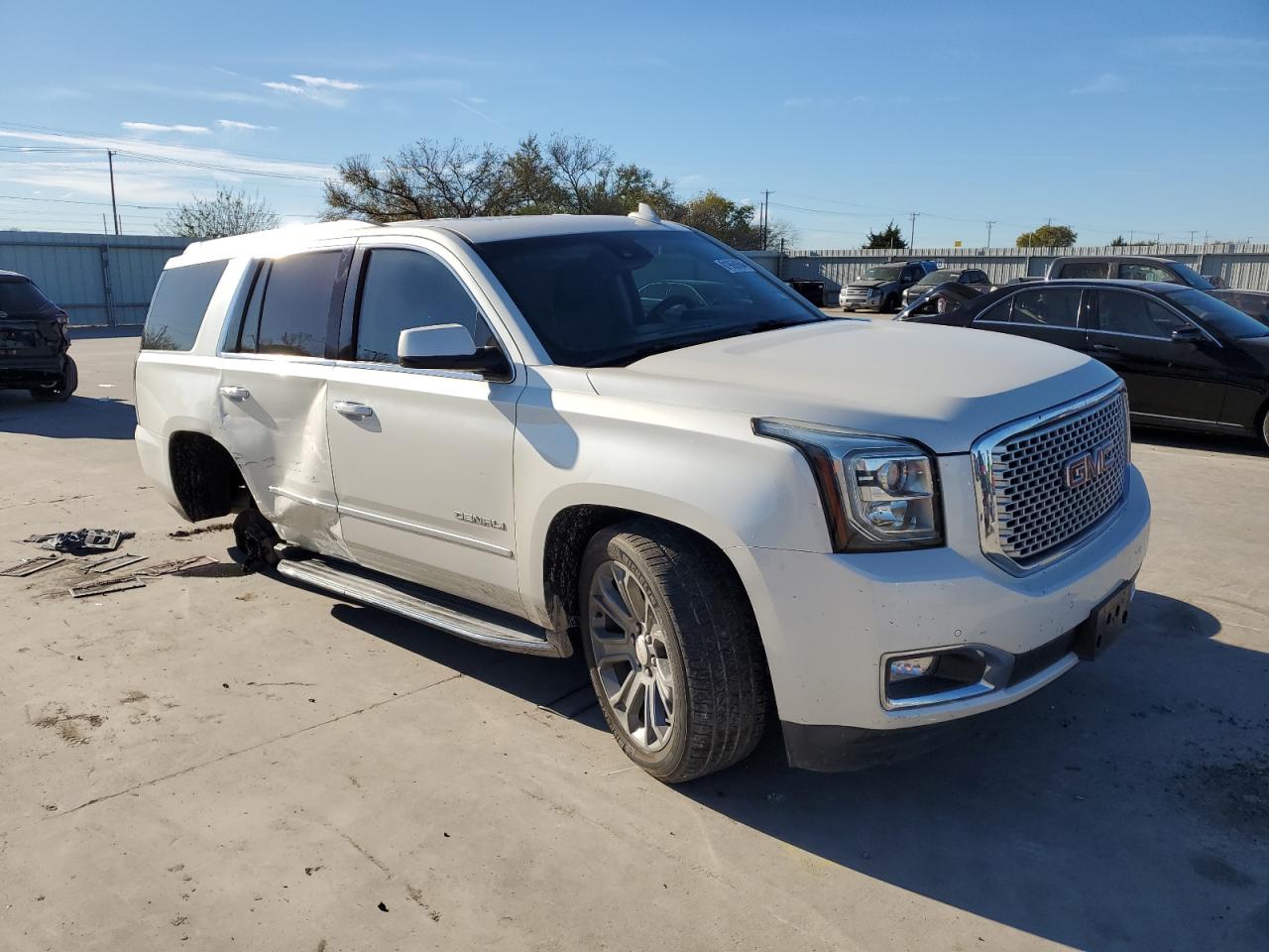 2015 GMC Yukon VIN 1GKS2CKJ0FR694773 Copart auction photo, side damage thumbnail 4