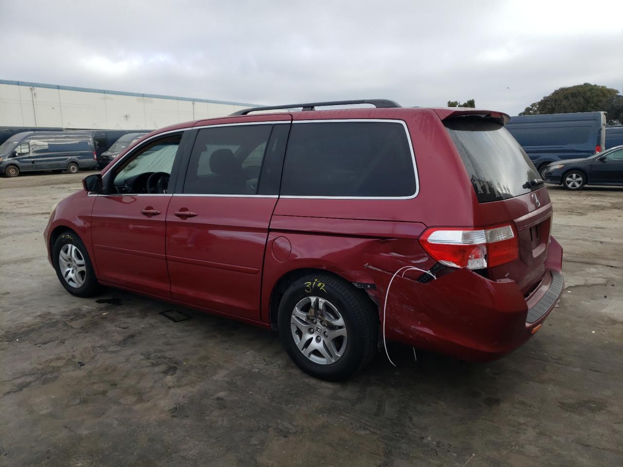 2005 Honda Odyssey VIN 5FNRL38485B410285 Copart auction photo, rear end damage thumbnail 2